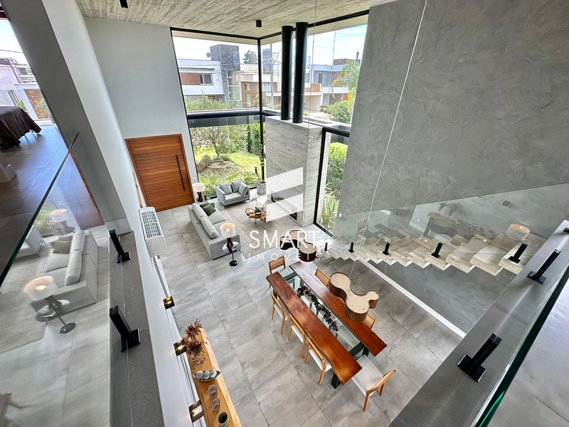 Sobrado de Alto Padrão à Beira do Lago no Sea Coast – Exclusividade, Design e Sofisticação!: 34ª foto da galeria de imagens do imóvel