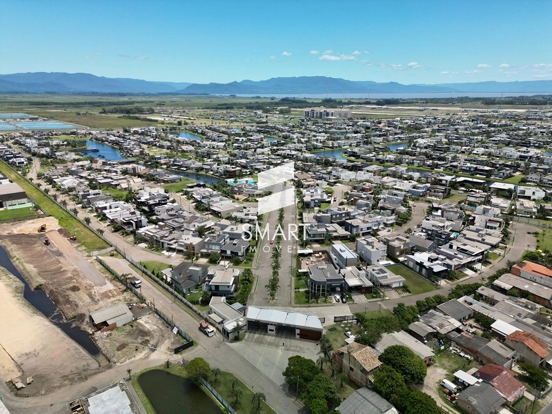 Sobrado de Alto Padrão à Beira do Lago no Sea Coast – Exclusividade, Design e Sofisticação!: 33ª foto da galeria de imagens do imóvel