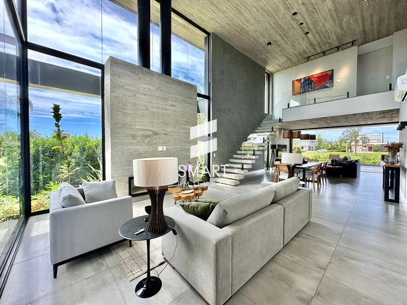 Sobrado de Alto Padrão à Beira do Lago no Sea Coast – Exclusividade, Design e Sofisticação!: 7ª foto da galeria de imagens do imóvel
