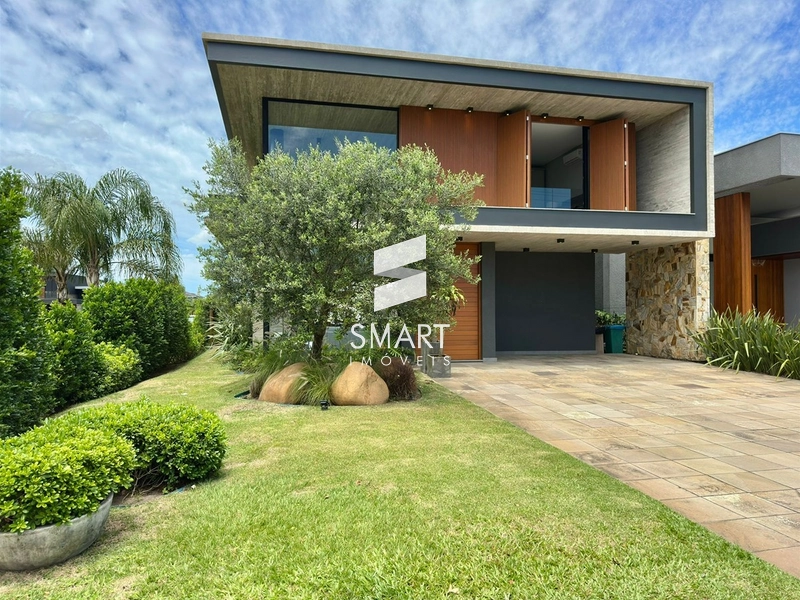 Sobrado de Alto Padrão à Beira do Lago no Sea Coast – Exclusividade, Design e Sofisticação!: 3ª foto da galeria de imagens do imóvel