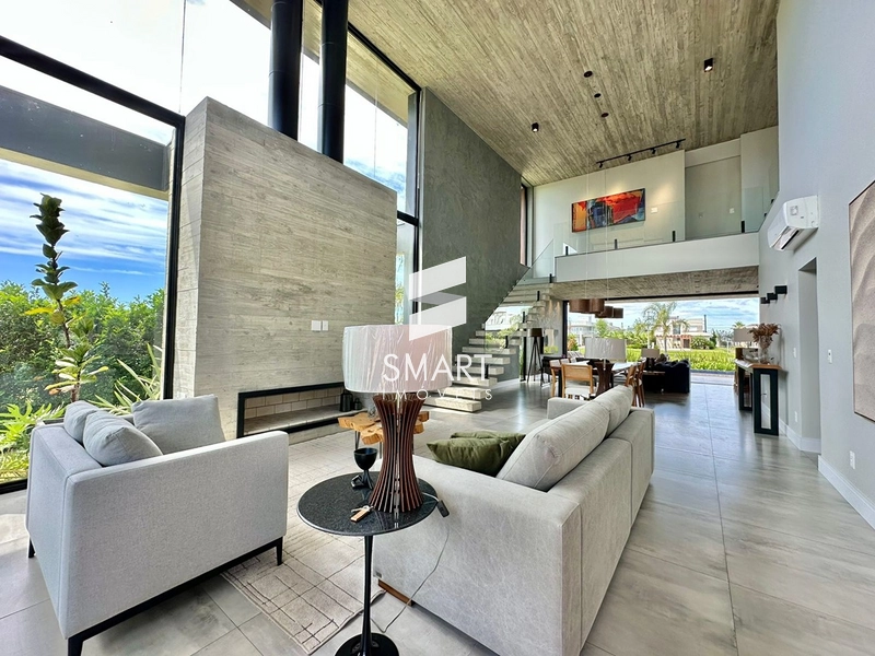 Sobrado de Alto Padrão à Beira do Lago no Sea Coast – Exclusividade, Design e Sofisticação!: 4ª foto da galeria de imagens do imóvel