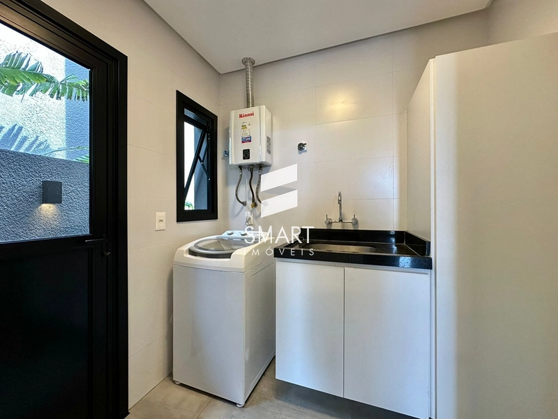 Sobrado de Alto Padrão à Beira do Lago no Sea Coast – Exclusividade, Design e Sofisticação!: 24ª foto da galeria de imagens do imóvel