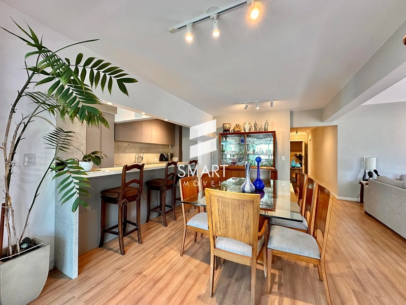 VISTA PANORÂMICA ENTRE O MAR E A SERRA! APARTAMENTO DE ESQUINA – ED. ARCOS DA AVENIDA 801: 9ª foto da galeria de imagens do imóvel