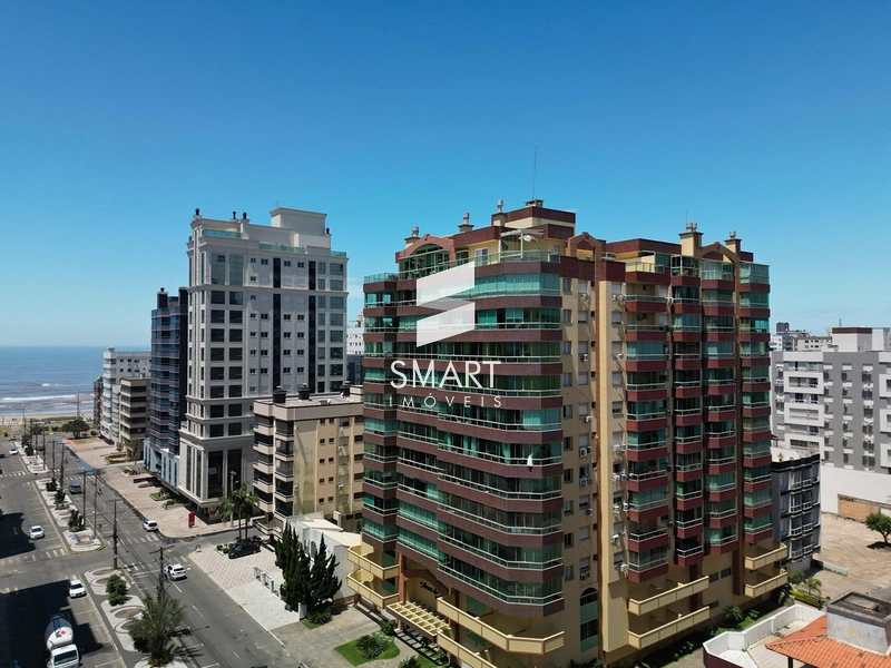 VISTA PANORÂMICA ENTRE O MAR E A SERRA! APARTAMENTO DE ESQUINA – ED. ARCOS DA AVENIDA 801: 1ª foto da galeria de imagens do imóvel