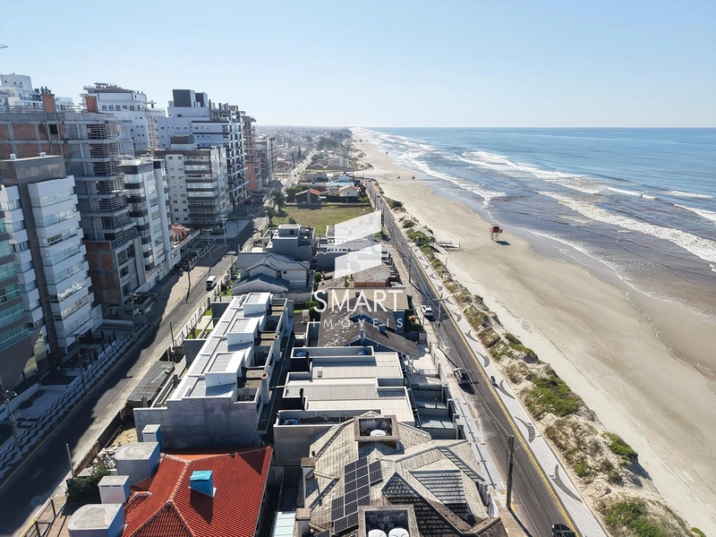 SOBRADO À BEIRA MAR EM CAPÃO DA CANOA - CONFORTO E VISTA PRIVILEGIADA PARA O MAR: 31ª foto da galeria de imagens do imóvel
