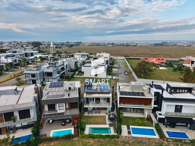 O SOBRADO QUE UNE SOFISTICAÇÃO, CONFORTO E ALTA TECNOLOGIA EM XANGRI-LÁ: 29ª foto da galeria de imagens do imóvel