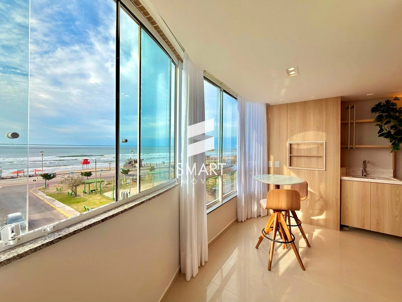 Apartamento Frente Mar com Sacada e Vista Incrível em Capão da Canoa: 1ª foto da galeria de imagens do imóvel