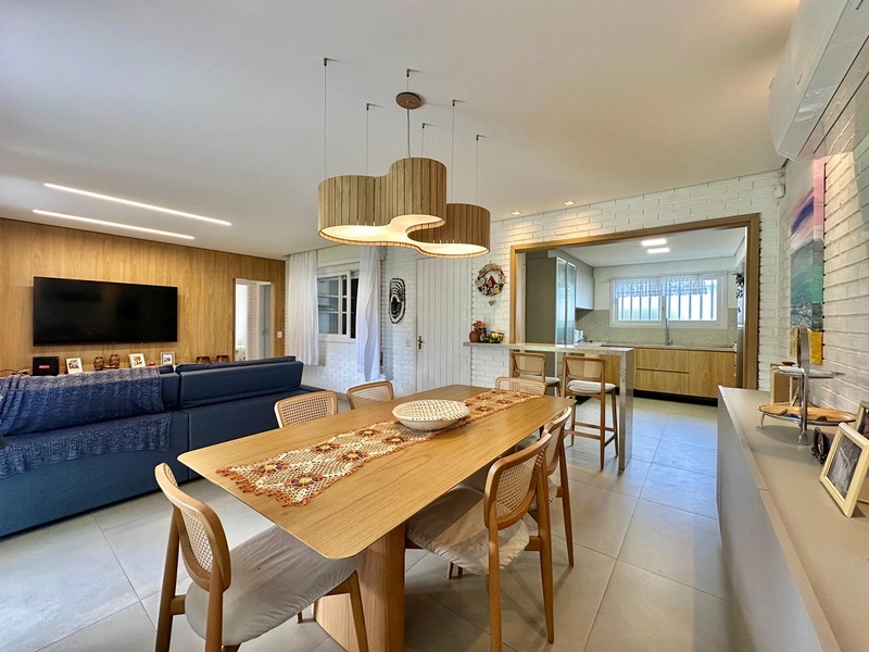 Casa à venda em Xangri-Lá: 1ª foto da galeria de imagens do imóvel