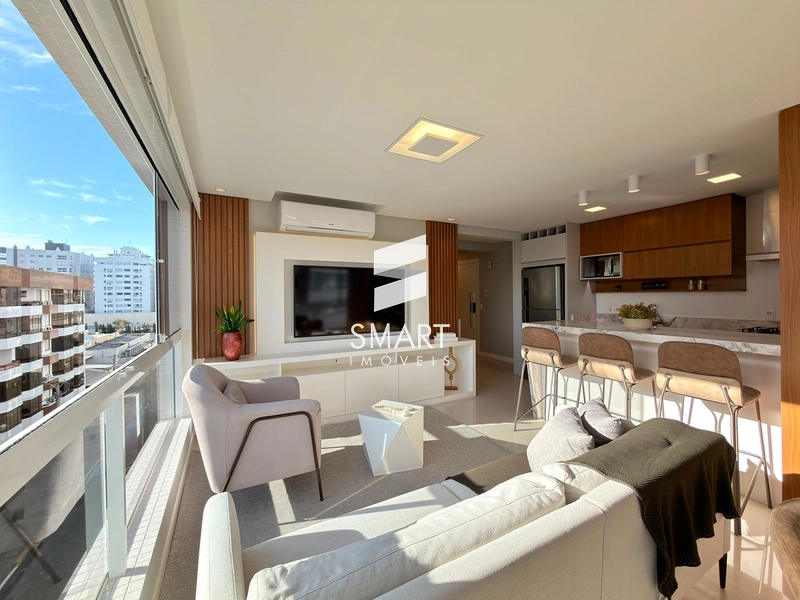 APARTAMENTO DE ESQUINA MOBILIADO E DECORADO COM VISTA PARA O MAR E A SERRA: 15ª foto da galeria de imagens do imóvel