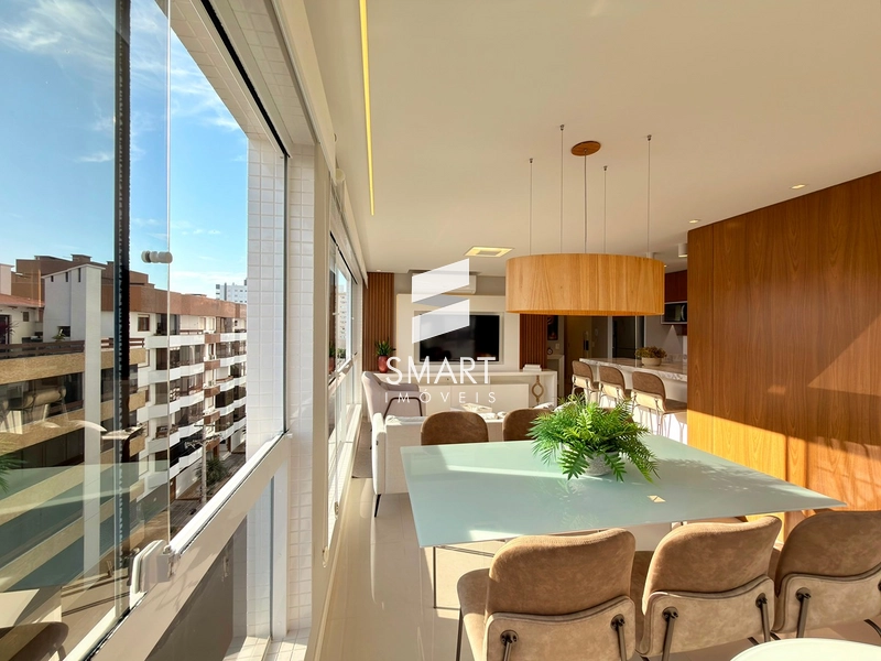 APARTAMENTO DE ESQUINA MOBILIADO E DECORADO COM VISTA PARA O MAR E A SERRA: 16ª foto da galeria de imagens do imóvel