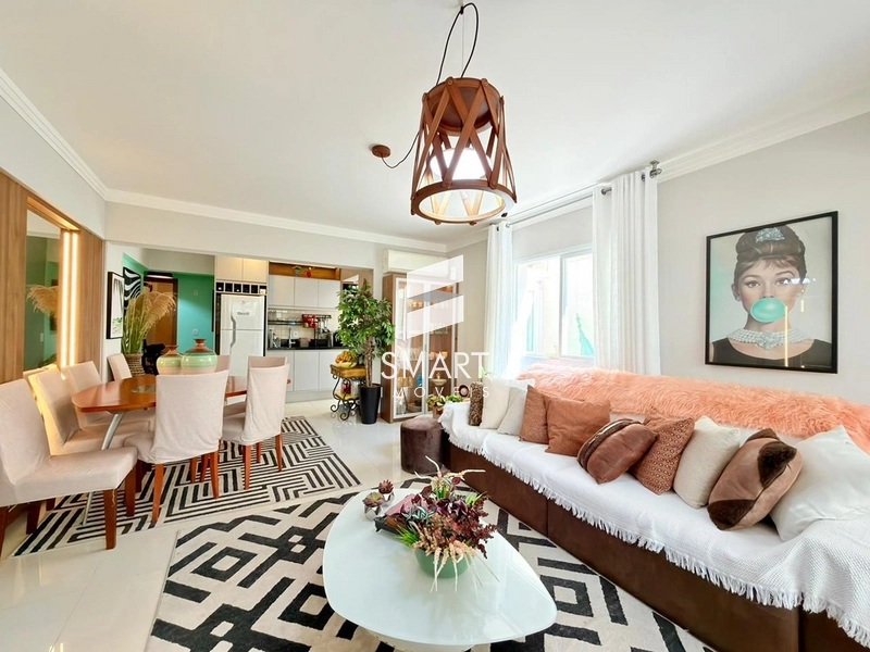 APARTAMENTO À VENDA COM 3 VAGAS E 2 TERRAÇOS ÓTIMOS  Parece uma casa!: 6ª foto da galeria de imagens do imóvel