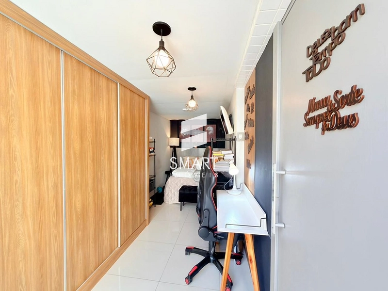 APARTAMENTO À VENDA COM 3 VAGAS E 2 TERRAÇOS ÓTIMOS  Parece uma casa!: 14ª foto da galeria de imagens do imóvel