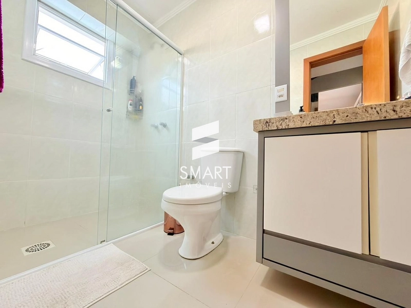 APARTAMENTO À VENDA COM 3 VAGAS E 2 TERRAÇOS ÓTIMOS  Parece uma casa!: 19ª foto da galeria de imagens do imóvel