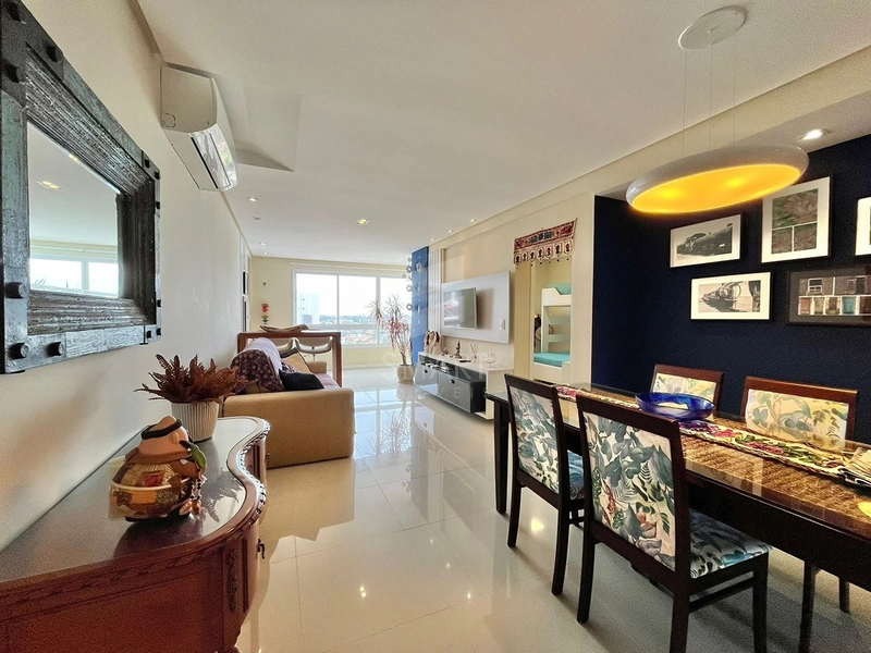 Vista Mar e Serra no Bairro Navegantes | Sacadão com Churrasqueira: 4ª foto da galeria de imagens do imóvel