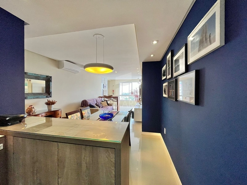 Vista Mar e Serra no Bairro Navegantes | Sacadão com Churrasqueira: 15ª foto da galeria de imagens do imóvel