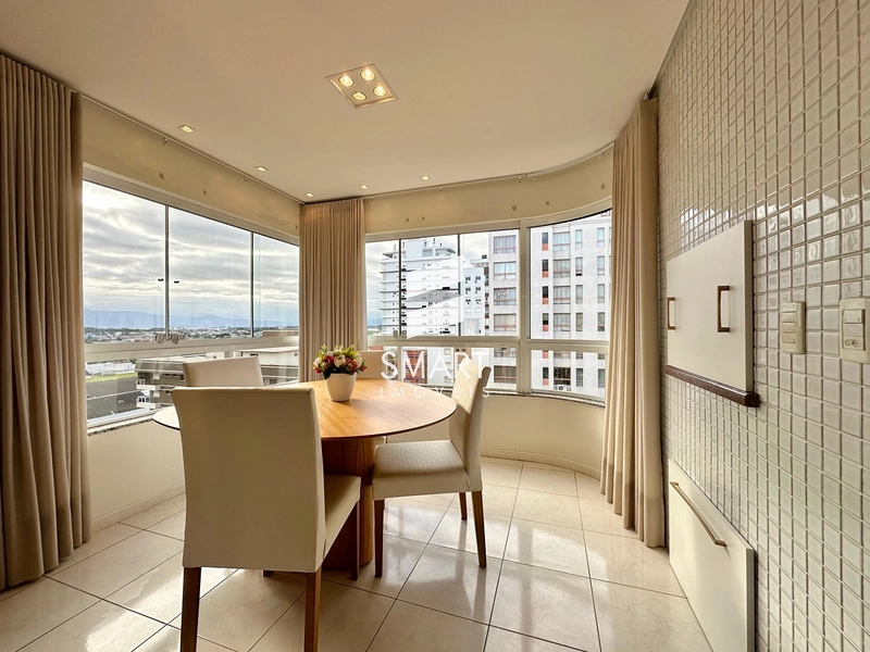 Apartamento à venda com vista para o mar: 5ª foto da galeria de imagens do imóvel