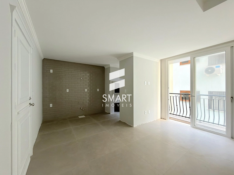 SOFISTICAÇÃO E EXCLUSIVIDADE A 2 QUADRAS DO MAR | 2 DORMITÓRIOS • 1 SUÍTE • NUNCA HABITADO • SACADA COM CHURRASQUEIRA • BOX AMPLO • ROOFTOP COM PISCINA • AO LADO DA PRAÇA BOIANOVSKI: 1ª foto da galeria de imagens do imóvel