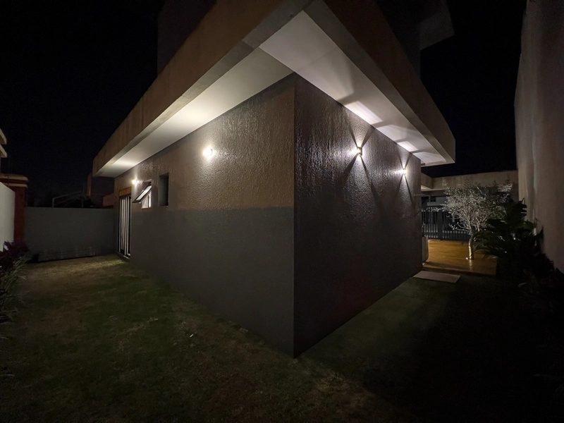 CASA COM 4 SUÍTES FINAMENTE MOBILIADA E DECORADA!: 60ª foto da galeria de imagens do imóvel