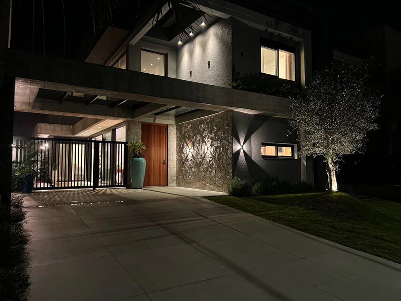 CASA COM 4 SUÍTES FINAMENTE MOBILIADA E DECORADA!: 69ª foto da galeria de imagens do imóvel