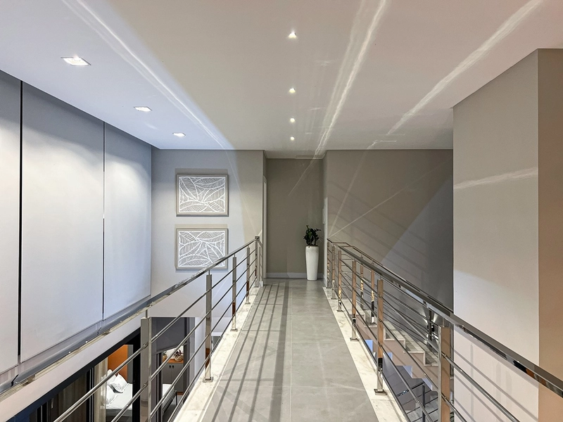 CASA COM 4 SUÍTES FINAMENTE MOBILIADA E DECORADA!: 76ª foto da galeria de imagens do imóvel