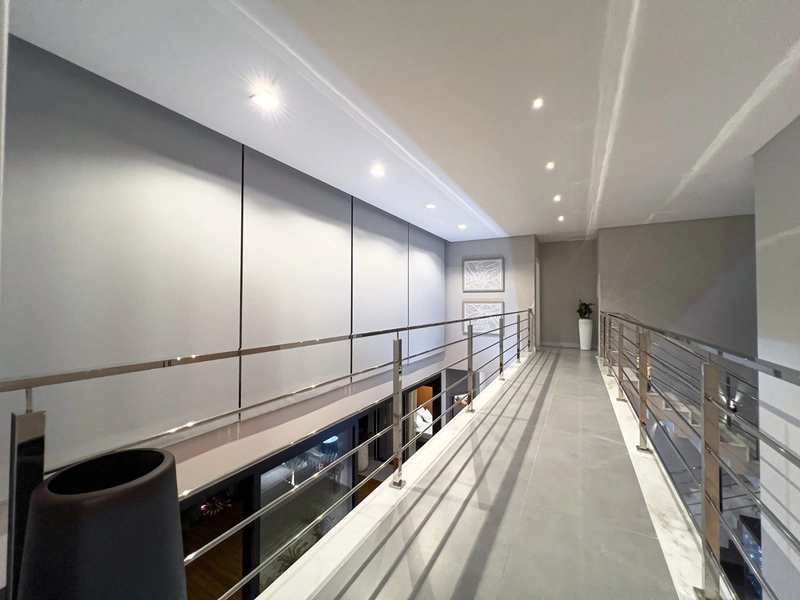 CASA COM 4 SUÍTES FINAMENTE MOBILIADA E DECORADA!: 58ª foto da galeria de imagens do imóvel