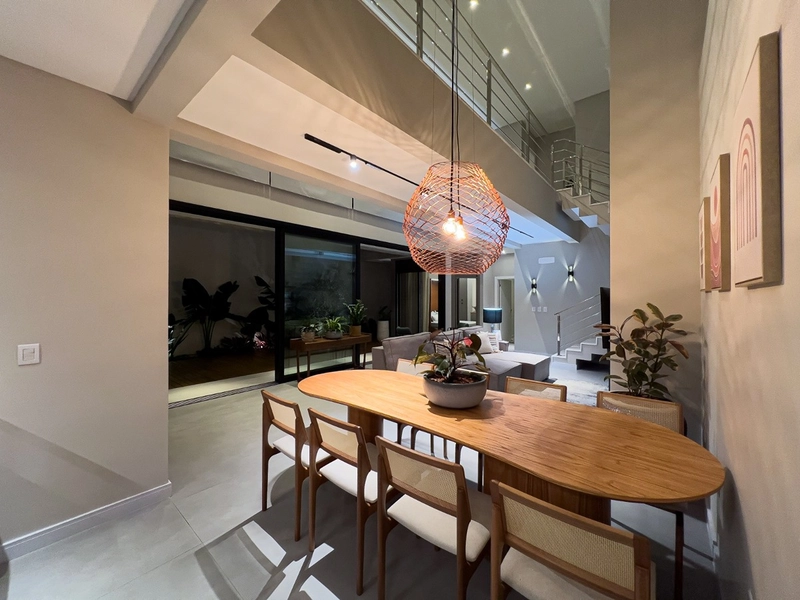 CASA COM 4 SUÍTES FINAMENTE MOBILIADA E DECORADA!: 19ª foto da galeria de imagens do imóvel