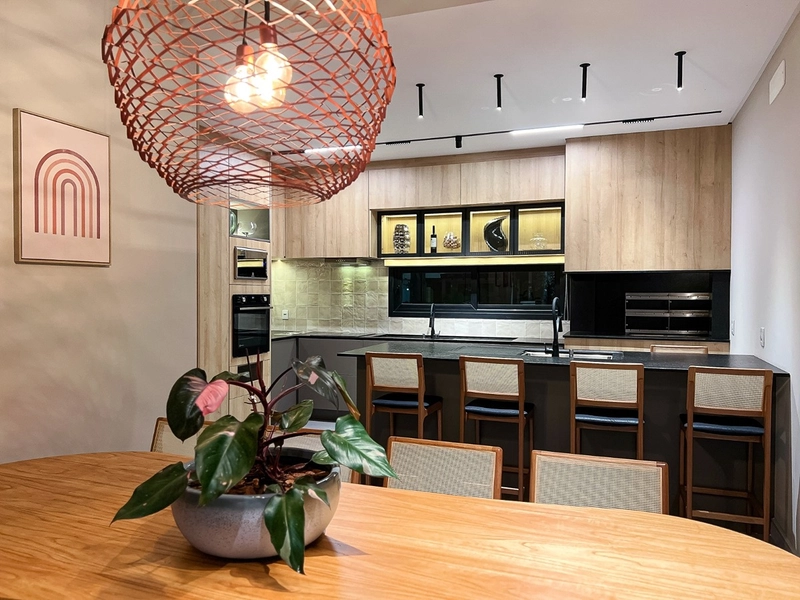 CASA COM 4 SUÍTES FINAMENTE MOBILIADA E DECORADA!: 74ª foto da galeria de imagens do imóvel