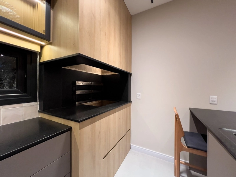 CASA COM 4 SUÍTES FINAMENTE MOBILIADA E DECORADA!: 27ª foto da galeria de imagens do imóvel