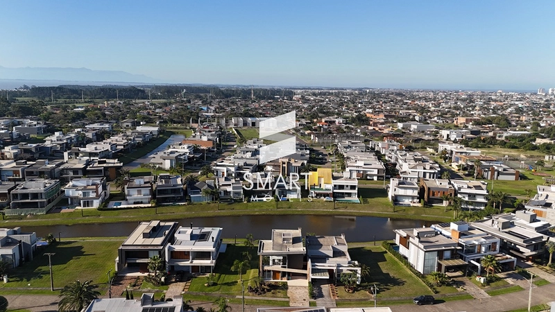 Sobrado de Luxo Beira Lago no Capão Ilhas Resort – 4 Suítes, 230m², Mobiliado e Decorado: 29ª foto da galeria de imagens do imóvel