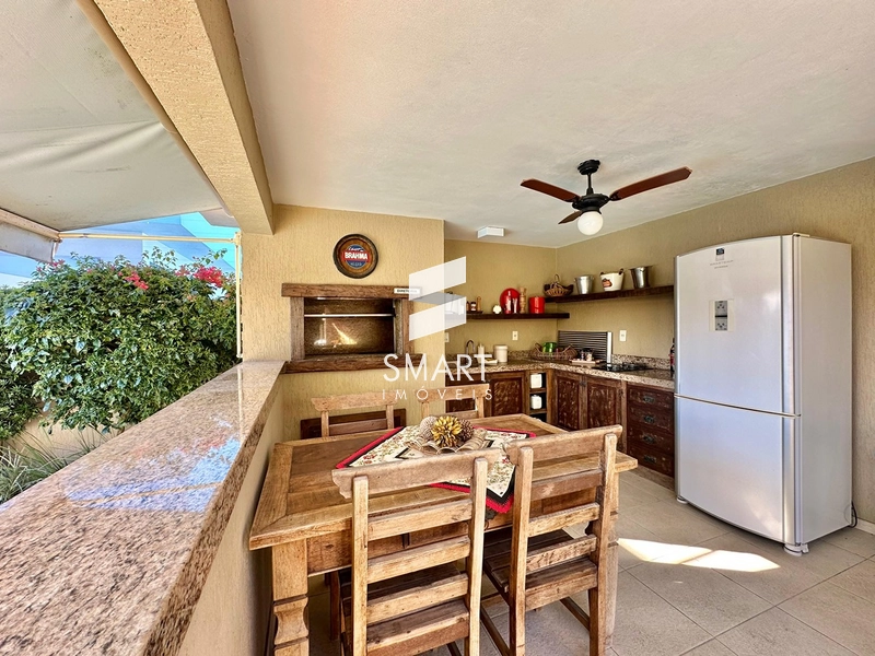 Sobrado à venda no centro de Xangri-Lá: 13ª foto da galeria de imagens do imóvel