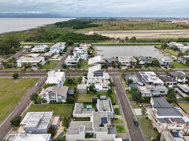  Luxo, Conforto e Sofisticação no Condomínio Velas da Marina! A Casa Perfeita Para Quem Busca Qualidade de Vida e Exclusividade!: 30ª foto da galeria de imagens do imóvel