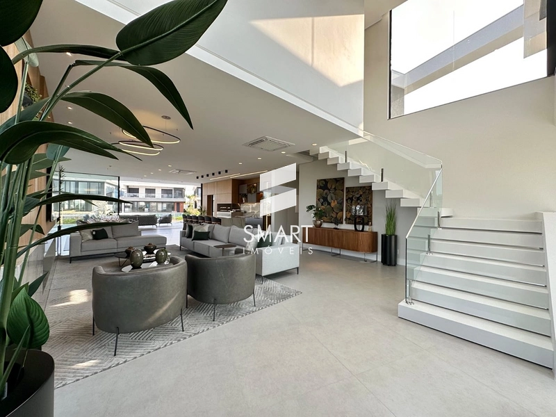 LUXO, CONFORTO E SOFISTICAÇÃO À BEIRA DO LAGO — SOBRADO EXCLUSIVO NO CONDOMÍNIO SENSE: 5ª foto da galeria de imagens do imóvel