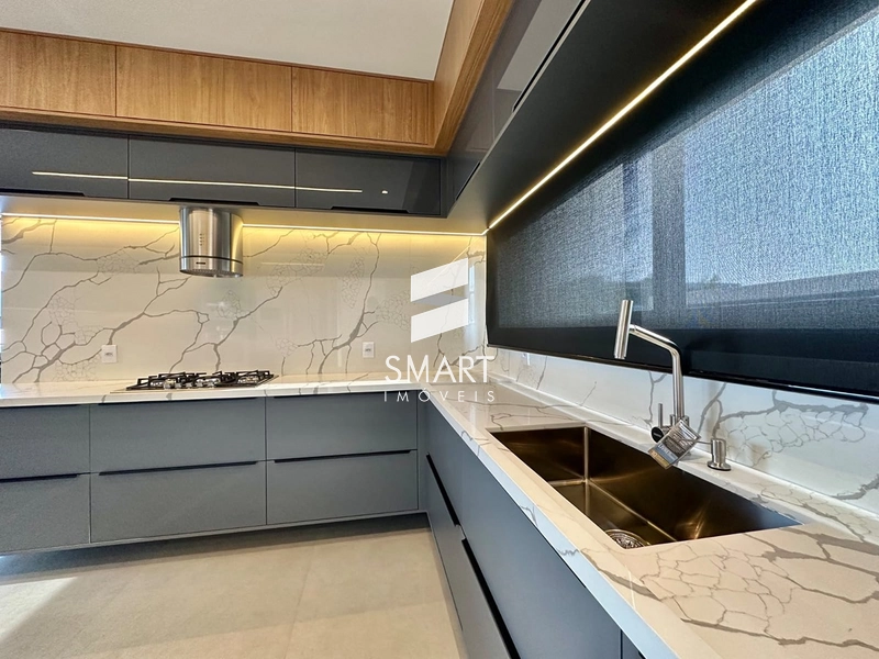 LUXO, CONFORTO E SOFISTICAÇÃO À BEIRA DO LAGO — SOBRADO EXCLUSIVO NO CONDOMÍNIO SENSE: 30ª foto da galeria de imagens do imóvel