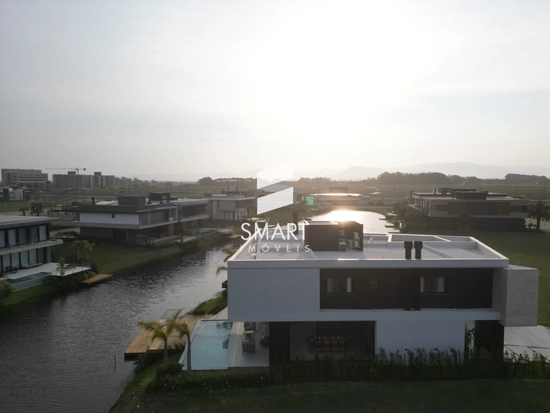 LUXO, CONFORTO E SOFISTICAÇÃO À BEIRA DO LAGO — SOBRADO EXCLUSIVO NO CONDOMÍNIO SENSE: 37ª foto da galeria de imagens do imóvel