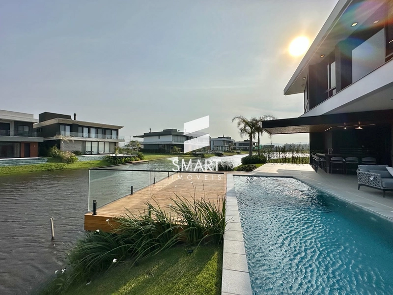 LUXO, CONFORTO E SOFISTICAÇÃO À BEIRA DO LAGO — SOBRADO EXCLUSIVO NO CONDOMÍNIO SENSE: 23ª foto da galeria de imagens do imóvel