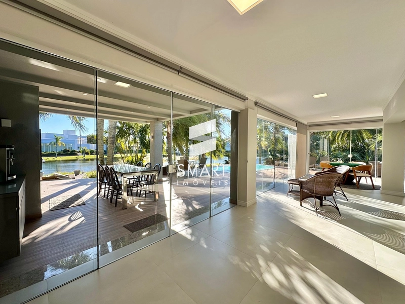 Sobrado de Alto Padrão à Beira do Lago no Atlântida Ilhas Park – Exclusividade e Sofisticação!: 9ª foto da galeria de imagens do imóvel