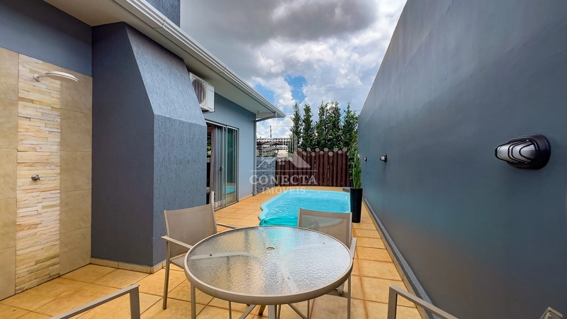 Casa com piscina na Timbaúva: 17ª foto da galeria de imagens do imóvel