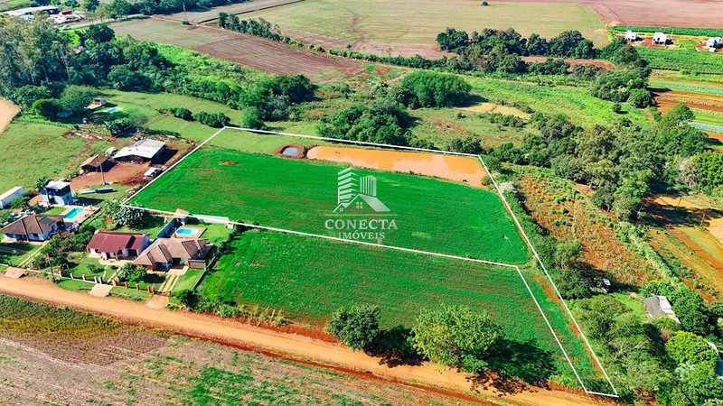 Venda de área: 1ª foto da galeria de imagens do imóvel