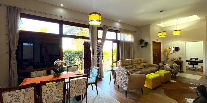 Venda: Casa de esquina com 3 dormitórios: 4ª foto da galeria de imagens do imóvel
