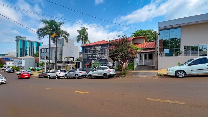 Casa com duas Salas comerciais a venda no centro de Santa Rosa.: 1ª foto da galeria de imagens do imóvel