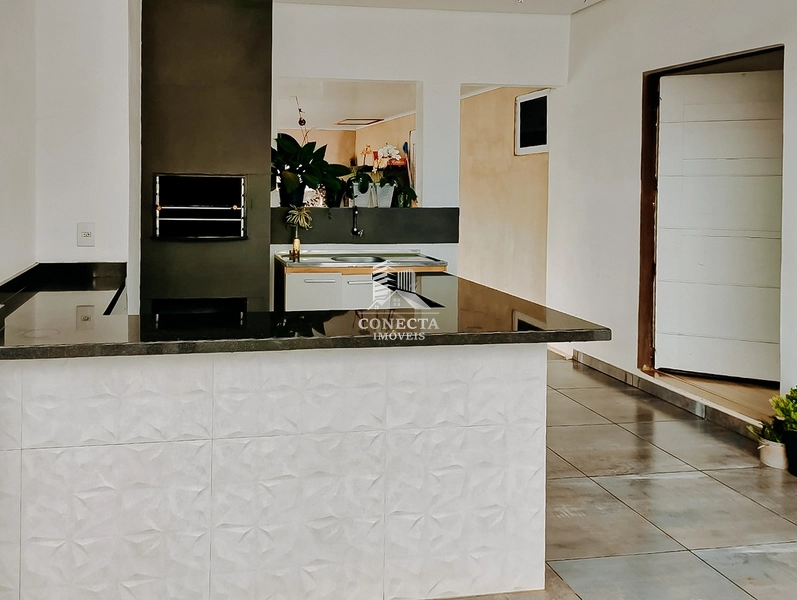 Casa de esquina, com piscina e festeiro à venda. : 11ª foto da galeria de imagens do imóvel