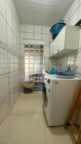 Casa com piscina na Ouro verde: 5ª foto da galeria de imagens do imóvel
