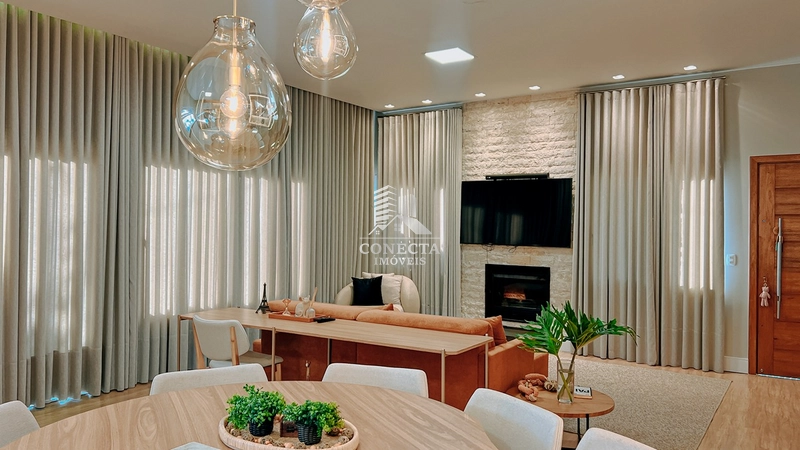Linda casa mobiliada para sua família: 3ª foto da galeria de imagens do imóvel