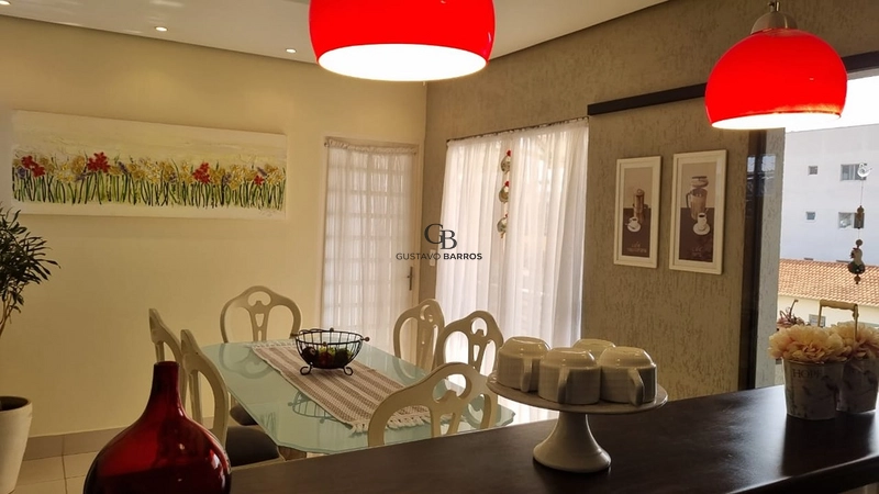Casa Ampla com Área Gourmet e Piscina à Venda – Parque Primavera, Poços de Caldas: 9ª foto da galeria de imagens do imóvel