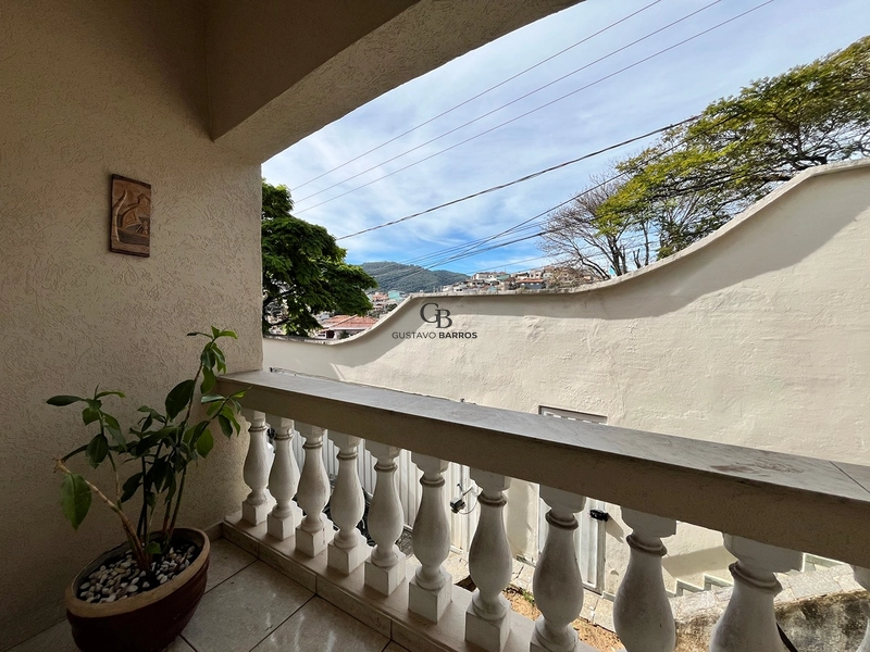 Casa 3 Quartos à Venda no Jardim São Paulo – 167m² com Edícula e Garagem para 4 Carros | Poços de Caldas: 4ª foto da galeria de imagens do imóvel