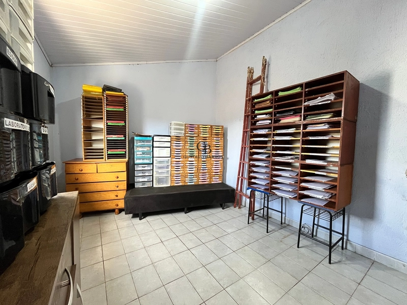 Casa 3 Quartos à Venda no Jardim São Paulo – 167m² com Edícula e Garagem para 4 Carros | Poços de Caldas: 30ª foto da galeria de imagens do imóvel