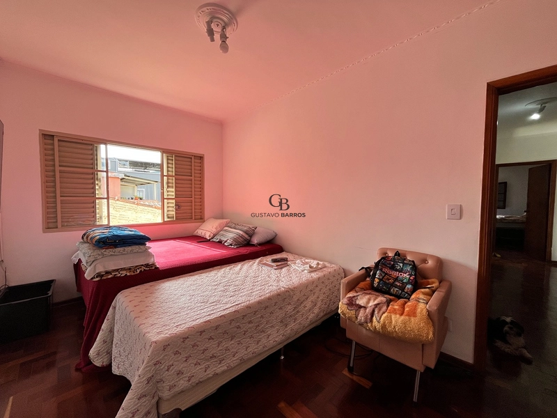 Casa 3 Quartos à Venda no Jardim São Paulo – 167m² com Edícula e Garagem para 4 Carros | Poços de Caldas: 16ª foto da galeria de imagens do imóvel