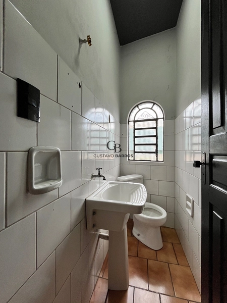 Sala comercial de 33m² para alugar na Rua Francisco Sales: 3ª foto da galeria de imagens do imóvel