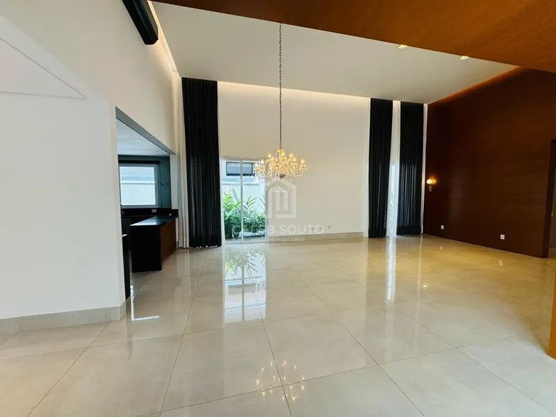 Casa com 4 suítes e piscina no Condomínio Portal dos Nobres-Marília-SP: 9ª foto da galeria de imagens do imóvel