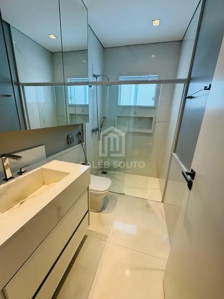 Casa com 4 suítes e piscina no Condomínio Portal dos Nobres-Marília-SP: 44ª foto da galeria de imagens do imóvel